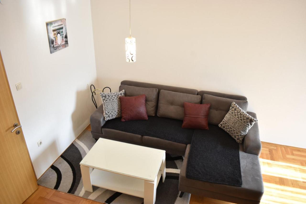 Apartman Archive Jevrejska บันยาลูกา ภายนอก รูปภาพ